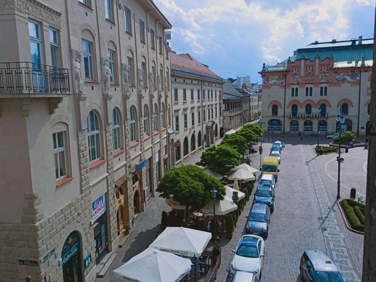View To The Cracow Basic Apartment Krakow Exterior photo